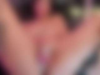 SaraaMills's Live Sex Cam Show