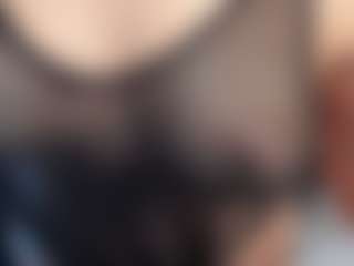 SaraaMills's Live Sex Cam Show