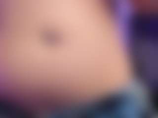 Live cam show with SaraaMills - Deepthroat on Camsoda