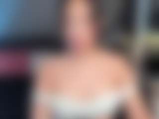 Live cam show with SaraaMills - BBW on Camsoda