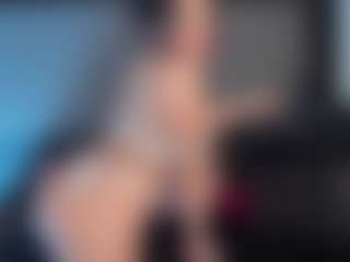 SaraaMills's Live Sex Cam Show