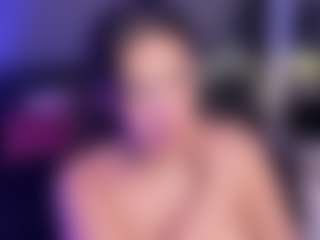 SaraaMills's Live Sex Cam Show
