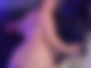 SaraaMills's Live Sex Cam Show