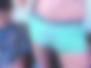 Live cam show with ShantalRosee - Small Tits on Uber Horny