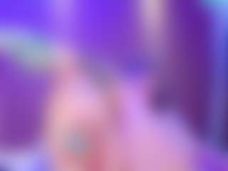 Live cam show with Emily White - Flashing on dropp.cam