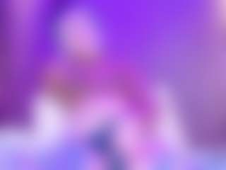 Live cam show with Emily White - Public on Strip Flash - Live Sex Shows