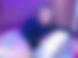 Live cam show with Emily White - Glasses on xxxlivecams.org