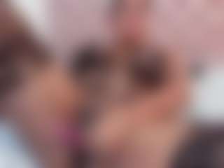 Live cam show with Katrynn-Prietto - Ebony on Soda Cam