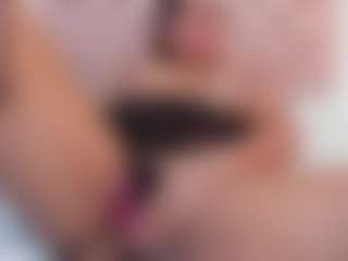 Live cam show with Katrynn-Prietto - Ebony on madthumbs | colombia