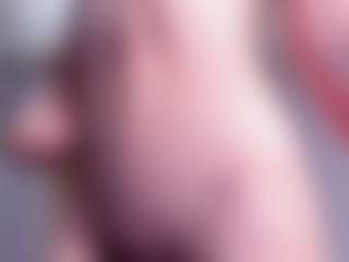 Live cam show with salomee-star - Petite on friskycurves.com