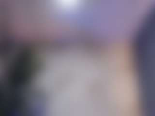 Live cam show with salomee-star - Petite on CamwithHer