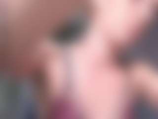 Live cam show with salomee-star - Living Room on xxxlivecams.org