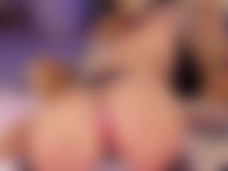 charlottee-08's Live Sex Cam Show