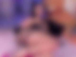 charlottee-08's Live Sex Cam Show