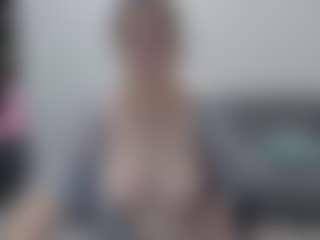 Live cam show with ellaswan - Mature on nudelive.tv