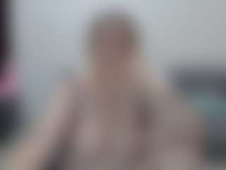 ellaswan's Live Sex Cam Show