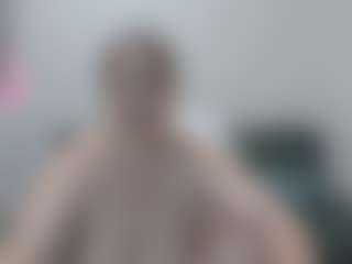 ellaswan's Live Sex Cam Show