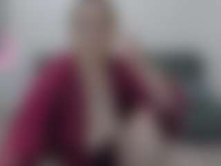 ellaswan's Live Sex Cam Show