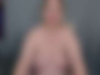 Live cam show with ellaswan - Tittyfuck on Dolls Live