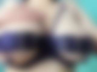 goddess-kianna's Live Sex Cam Show
