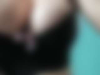 goddess-kianna's Live Sex Cam Show