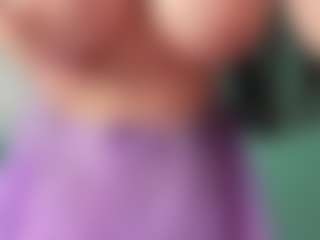 Live cam show with goddess-kianna - Brown Hair on Hubzter Live