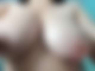 goddess-kianna's Live Sex Cam Show