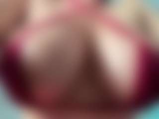 goddess-kianna's Live Sex Cam Show