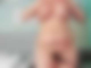 goddess-kianna's Live Sex Cam Show