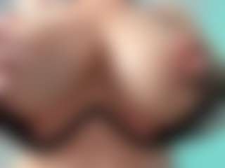 goddess-kianna's Live Sex Cam Show