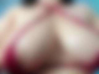 Live cam show with goddess-kianna - Control on Dolls Live