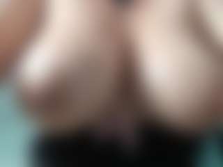 Live cam show with goddess-kianna - Public on Gym Cam Girls
