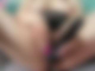goddess-kianna's Live Sex Cam Show