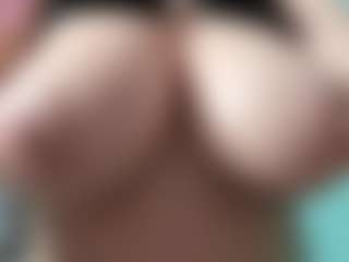 goddess-kianna's Live Sex Cam Show