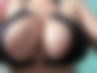 goddess-kianna's Live Sex Cam Show
