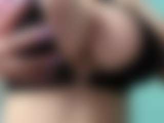 goddess-kianna's Live Sex Cam Show