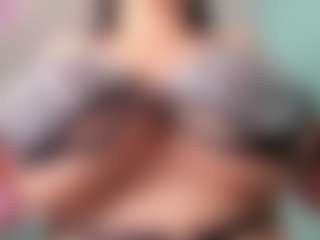 Live cam show with goddess-kianna - Public on Streamer API