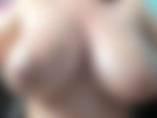 goddess-kianna's Live Sex Cam Show