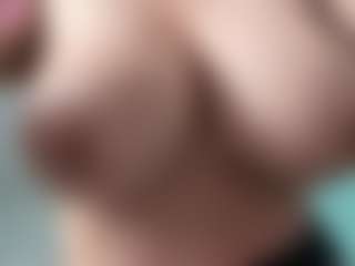 goddess-kianna's Live Sex Cam Show