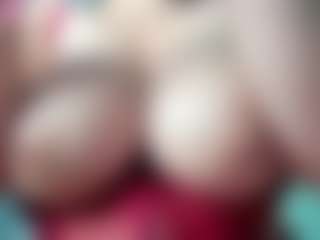 goddess-kianna's Live Sex Cam Show