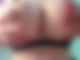 Live cam show with goddess-kianna - Control on dropp.cam