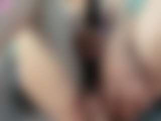 goddess-kianna's Live Sex Cam Show