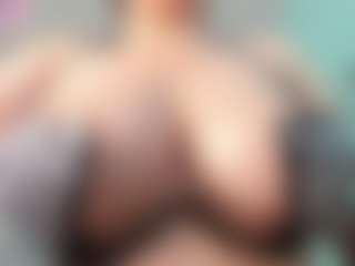 goddess-kianna's Live Sex Cam Show
