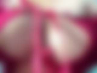 goddess-kianna's Live Sex Cam Show