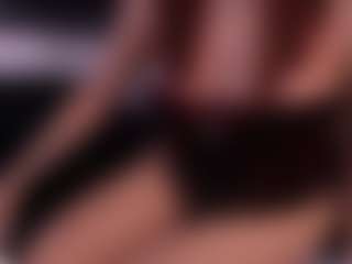 MissVelvet's Live Sex Cam Show