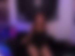 MissVelvet's Live Sex Cam Show