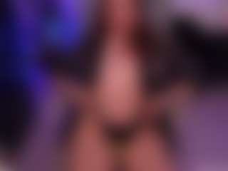 MissVelvet's Live Sex Cam Show