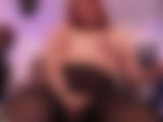 MissVelvet's Live Sex Cam Show
