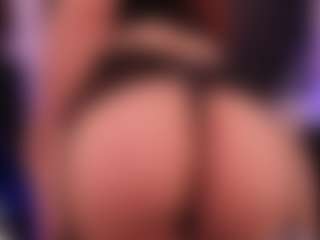 MissVelvet's Live Sex Cam Show