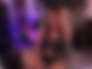 MissVelvet's Live Sex Cam Show